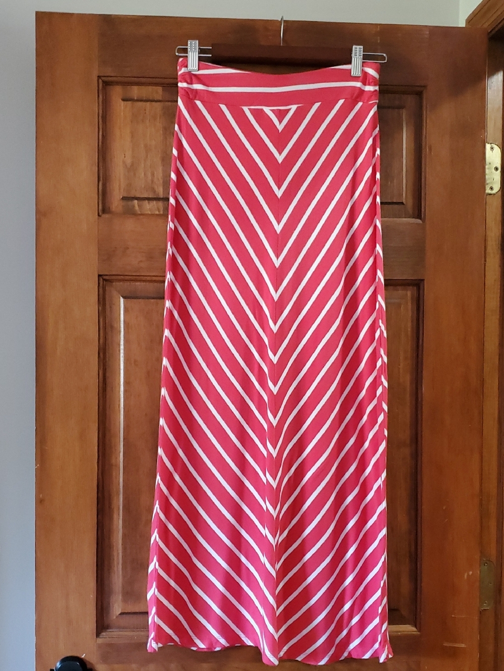 Liz Claiborne Coral and White Chevron Maxi Skirt